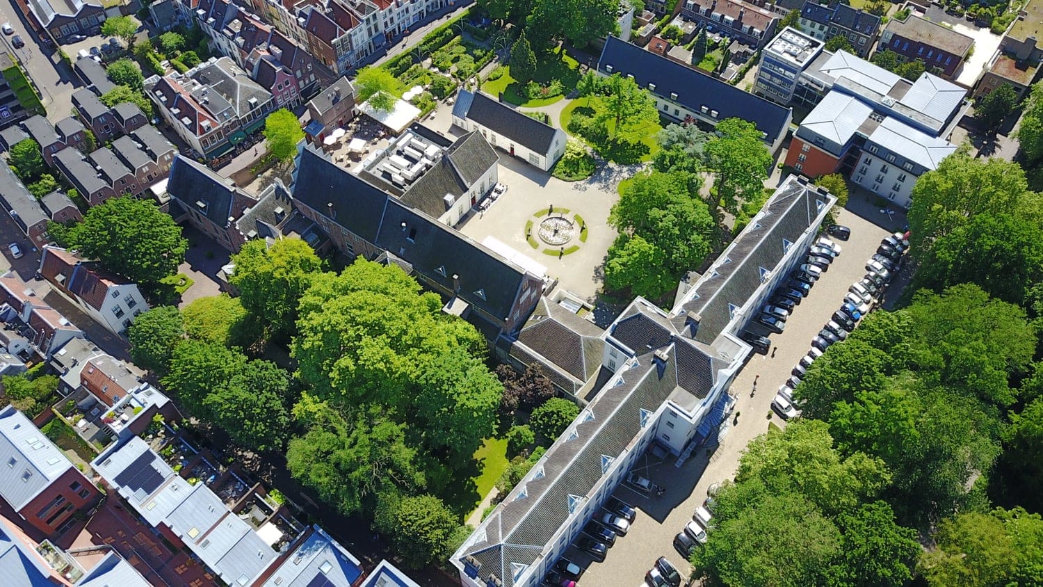Grand-Hotel-Karel-V-Birdview-scaled-1